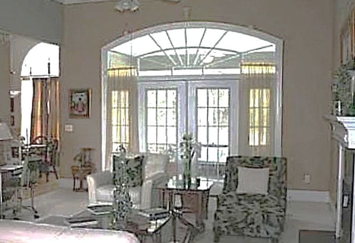 Living Room before transformation